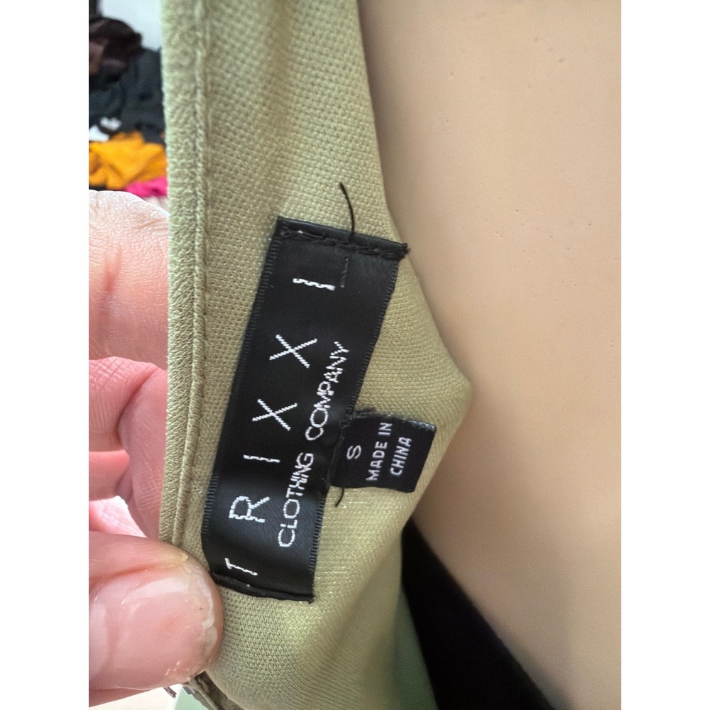Trixxi Clothing Company Olive Green V-Neck Sleeveless Jumpsuit Size Small - Picture 7 of 9